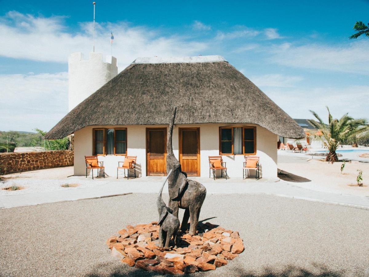 Отель Otjohotozu Guestfarm Омаруру Экстерьер фото